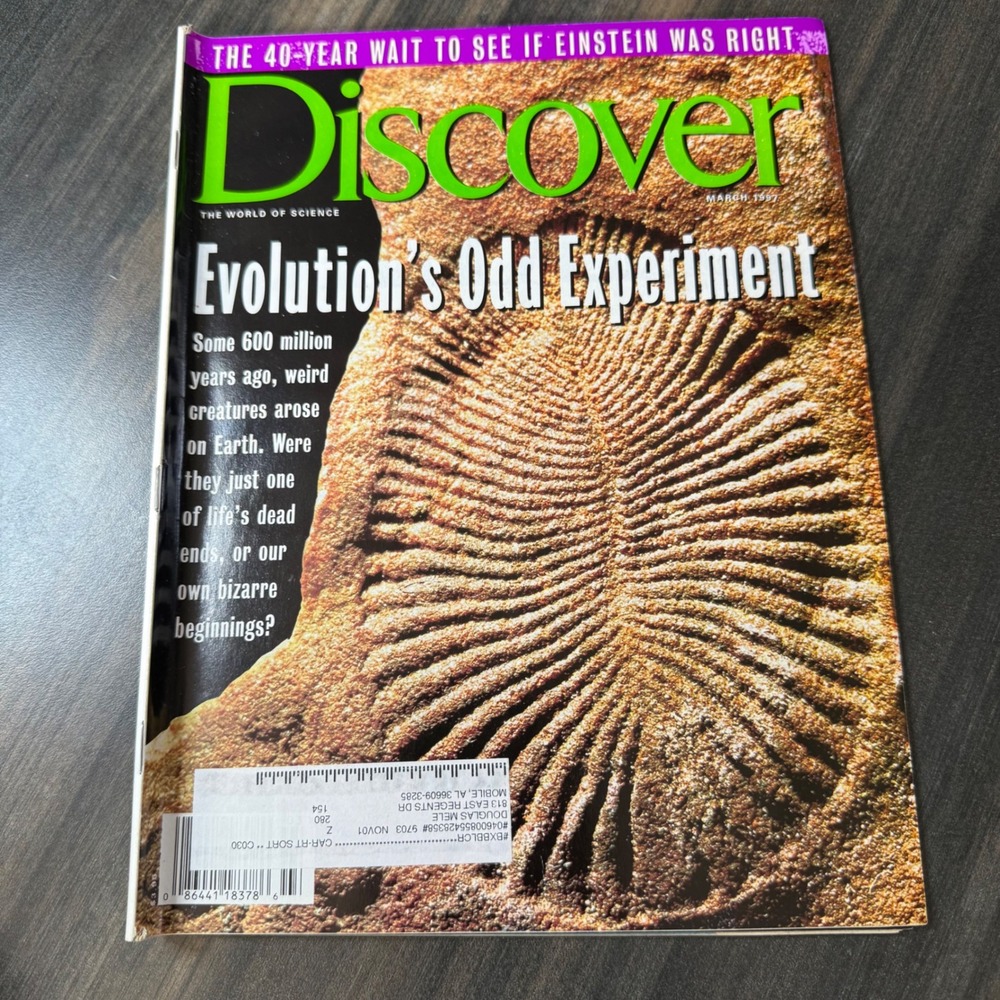 Discover Magazine March 1997 Evolution's Odd Experiment Science‎ Journal